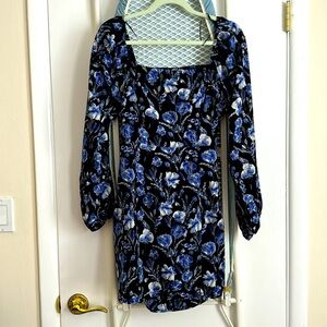 NWT Floral longsleeve cutout dress